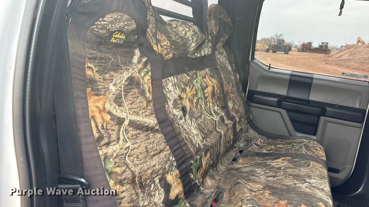 image for item FC2029 2020 Ford F350 Super Duty XL Crew Cab flatbed pickup truck