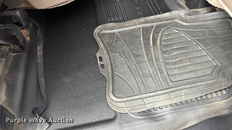 image for item FC2029 2020 Ford F350 Super Duty XL Crew Cab flatbed pickup truck