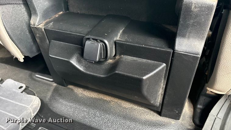 image for item FC2029 2020 Ford F350 Super Duty XL Crew Cab flatbed pickup truck