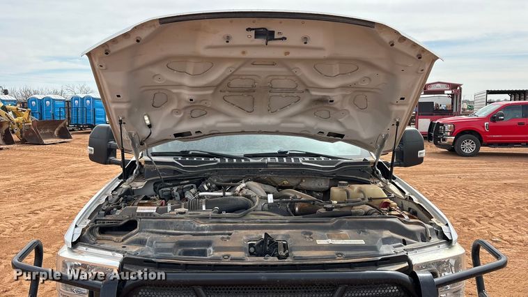 image for item FC2029 2020 Ford F350 Super Duty XL Crew Cab flatbed pickup truck