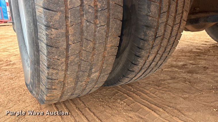 image for item FC2029 2020 Ford F350 Super Duty XL Crew Cab flatbed pickup truck