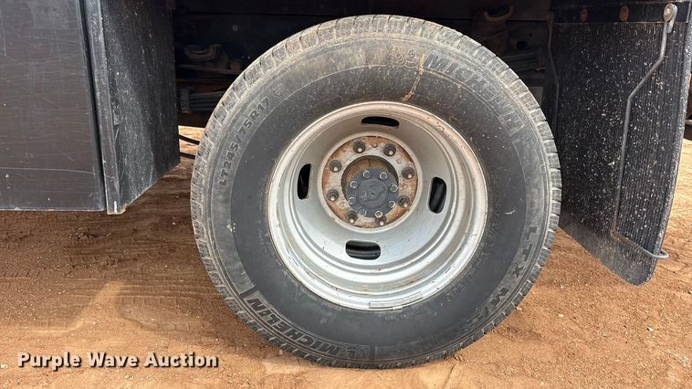 image for item FC2029 2020 Ford F350 Super Duty XL Crew Cab flatbed pickup truck