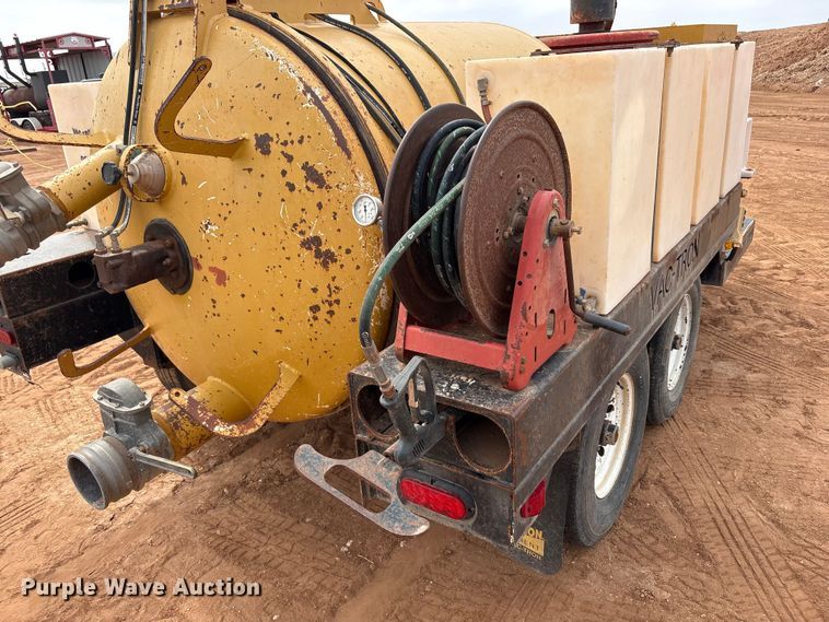 image for item FC2030 2013 Vac-Tron LP533DT vacuum excavator