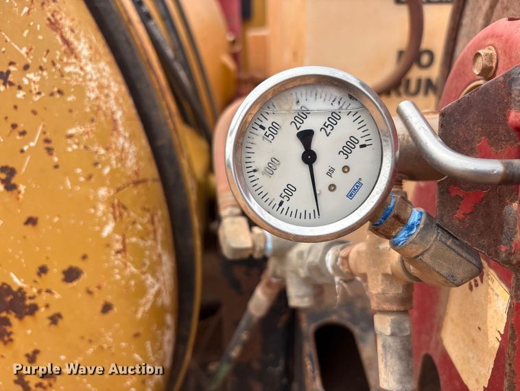 image for item FC2030 2013 Vac-Tron LP533DT vacuum excavator