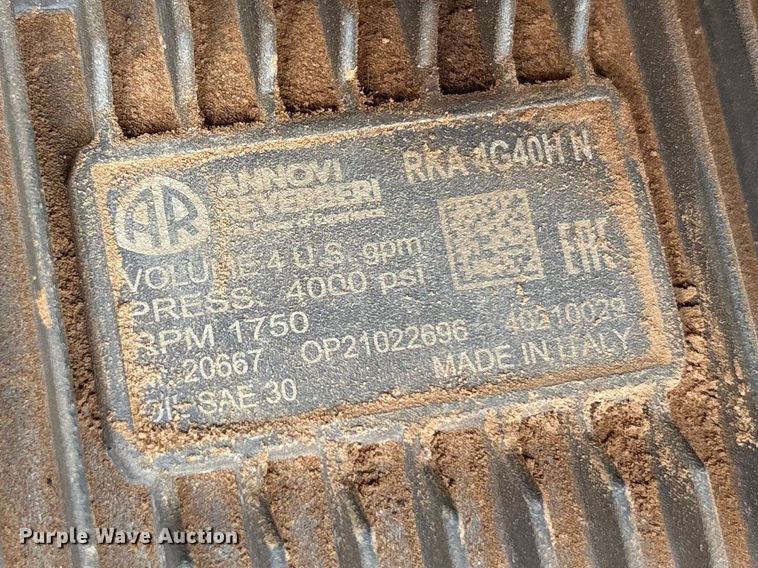 image for item FC2030 2013 Vac-Tron LP533DT vacuum excavator