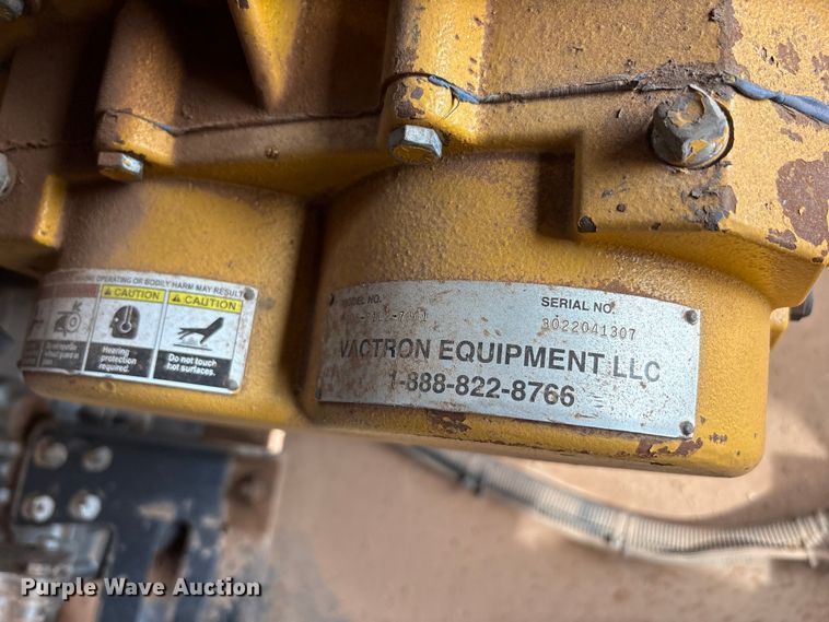 image for item FC2030 2013 Vac-Tron LP533DT vacuum excavator