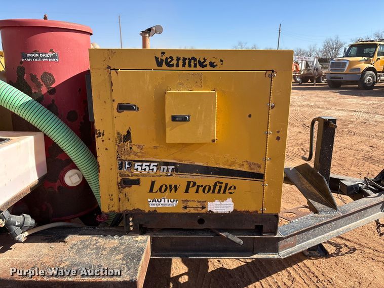 image for item FC2035 2012 Vac-Tron Vermeer LP555DT vacuum trailer