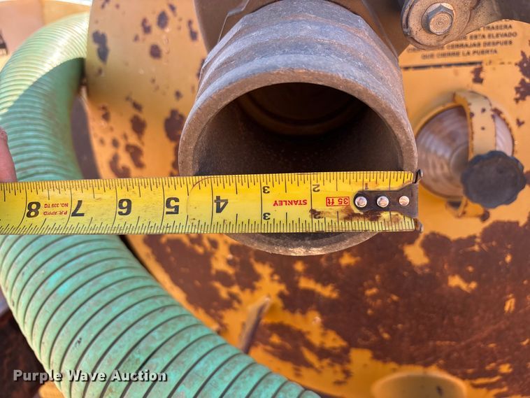 image for item FC2035 2012 Vac-Tron Vermeer LP555DT vacuum trailer