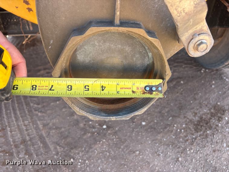 image for item FC2035 2012 Vac-Tron Vermeer LP555DT vacuum trailer