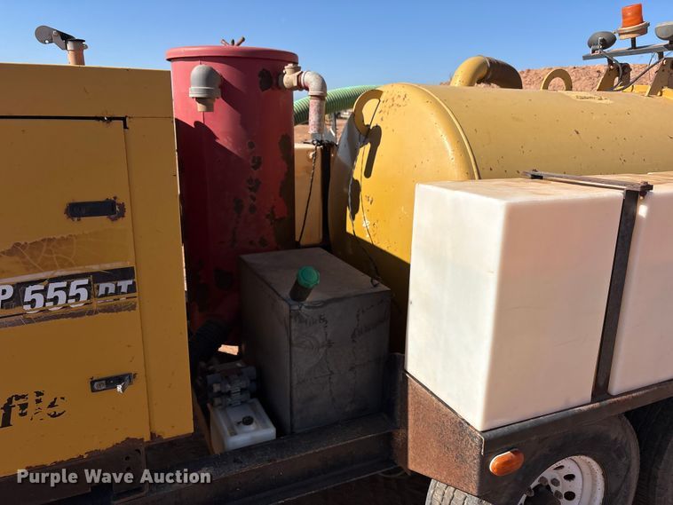 image for item FC2035 2012 Vac-Tron Vermeer LP555DT vacuum trailer