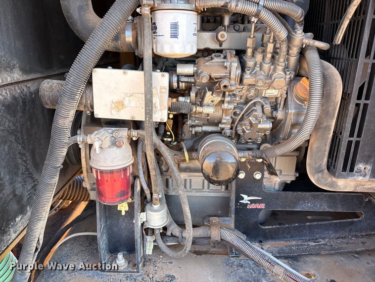 image for item FC2035 2012 Vac-Tron Vermeer LP555DT vacuum trailer