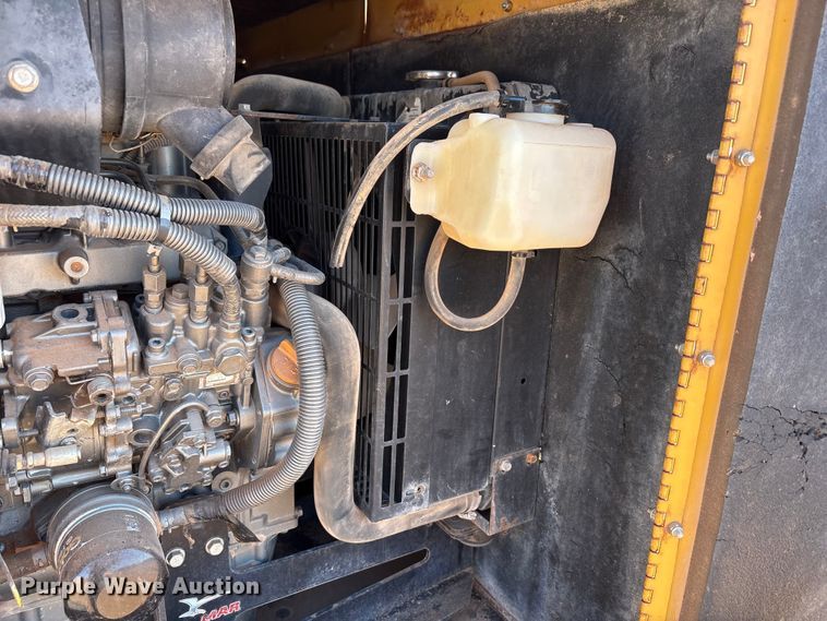 image for item FC2035 2012 Vac-Tron Vermeer LP555DT vacuum trailer