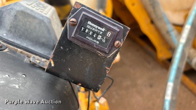 image for item FC2036 2006 Freightliner Business Class M2 flatbed truck with mud mixing truck