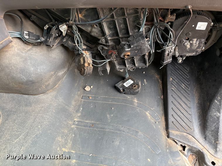 image for item FC2036 2006 Freightliner Business Class M2 flatbed truck with mud mixing truck