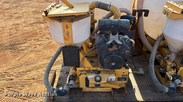 image for item FC2037 2005 Freightliner Business Class M2 flatbed truck with mud mixing system