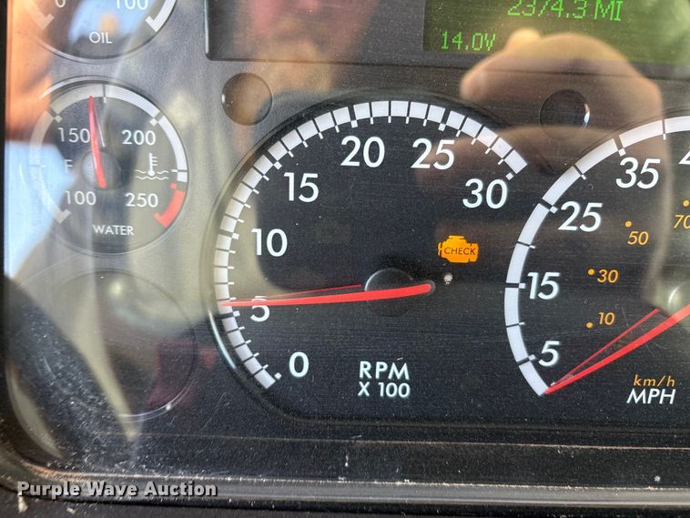 image for item FC2037 2005 Freightliner Business Class M2 flatbed truck with mud mixing system