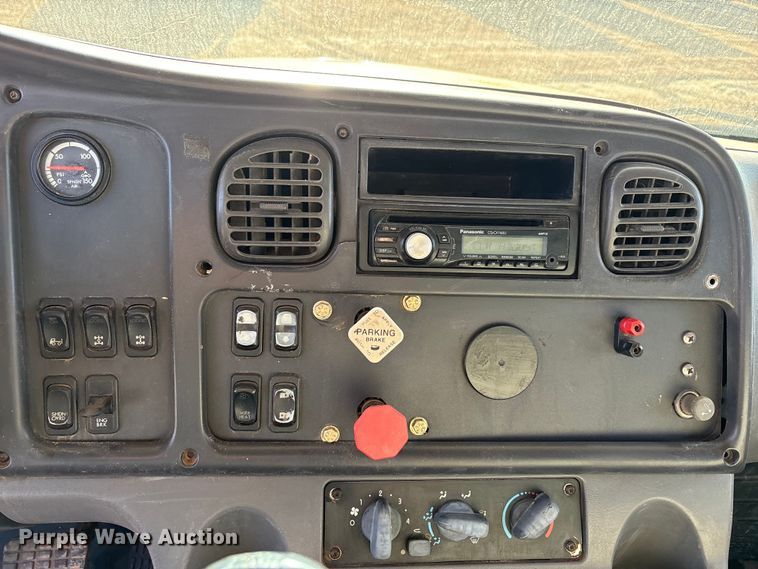 image for item FC2037 2005 Freightliner Business Class M2 flatbed truck with mud mixing system