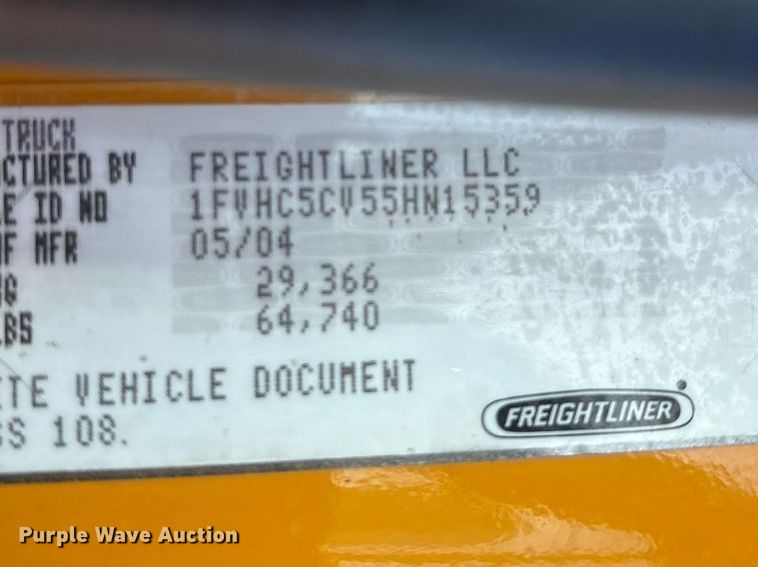 image for item FC2037 2005 Freightliner Business Class M2 flatbed truck with mud mixing system