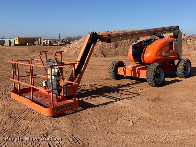 2012 JLG 600AJ
