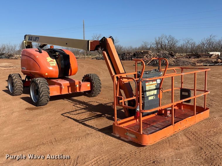 image for item FC2040 2012 JLG 600AJ boom lift