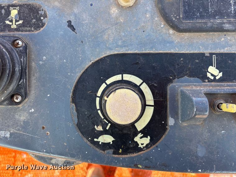 image for item FC2040 2012 JLG 600AJ boom lift