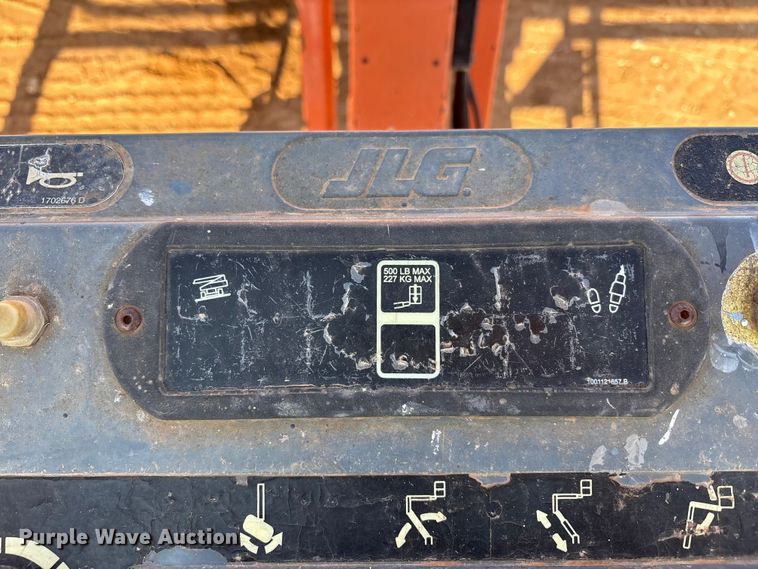 image for item FC2040 2012 JLG 600AJ boom lift