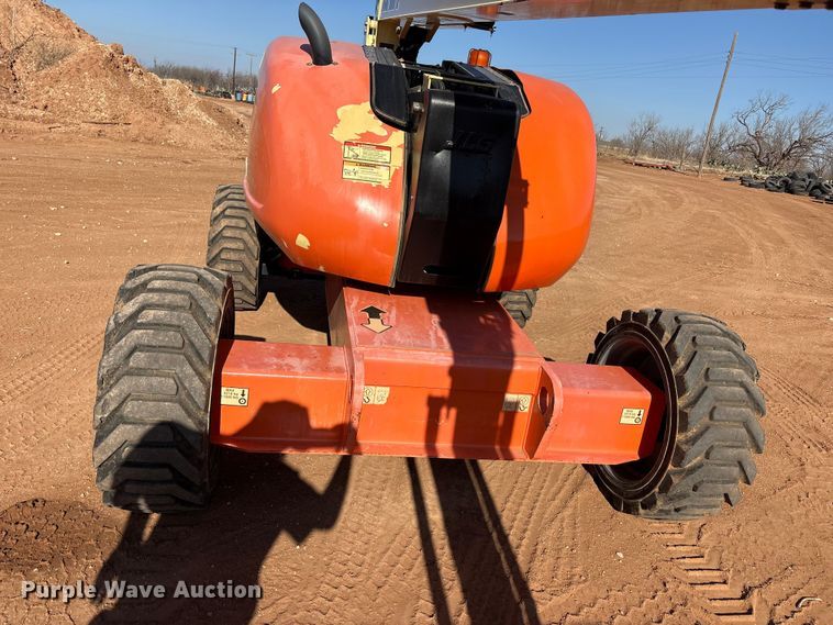 image for item FC2040 2012 JLG 600AJ boom lift