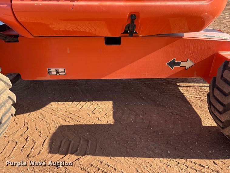 image for item FC2040 2012 JLG 600AJ boom lift