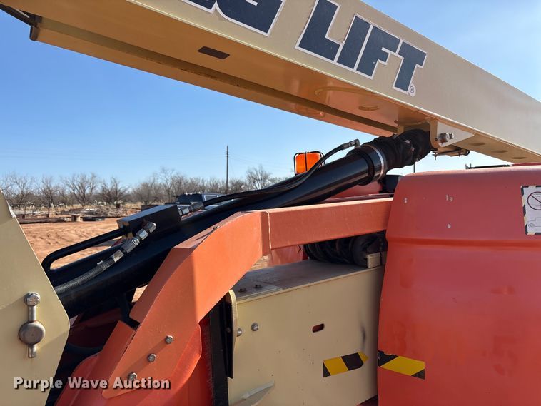 image for item FC2040 2012 JLG 600AJ boom lift