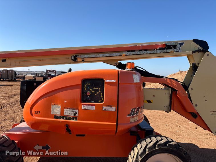 image for item FC2040 2012 JLG 600AJ boom lift
