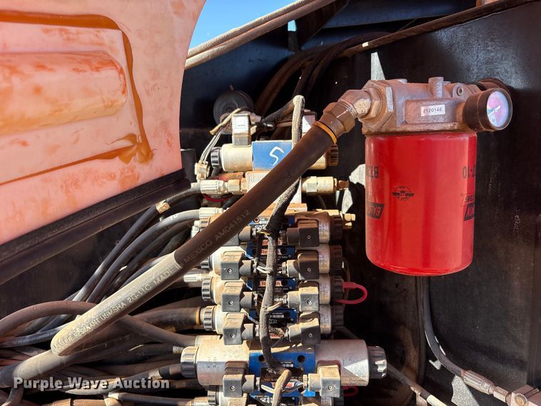 image for item FC2040 2012 JLG 600AJ boom lift