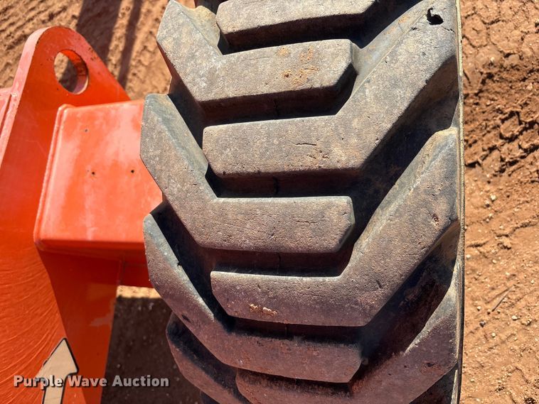 image for item FC2040 2012 JLG 600AJ boom lift