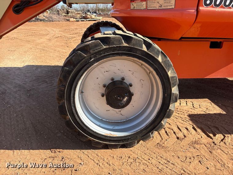 image for item FC2040 2012 JLG 600AJ boom lift