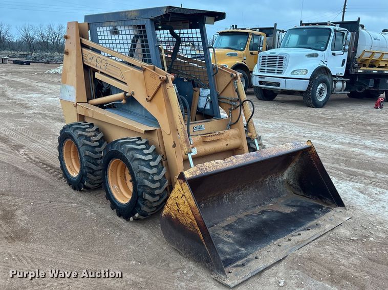 image for item FC2041 2000 Case 1845C skid steer loader