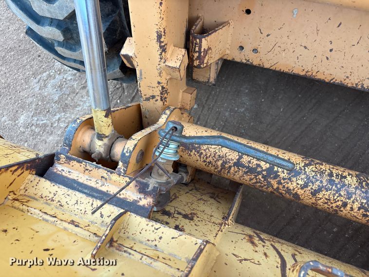 image for item FC2041 2000 Case 1845C skid steer loader