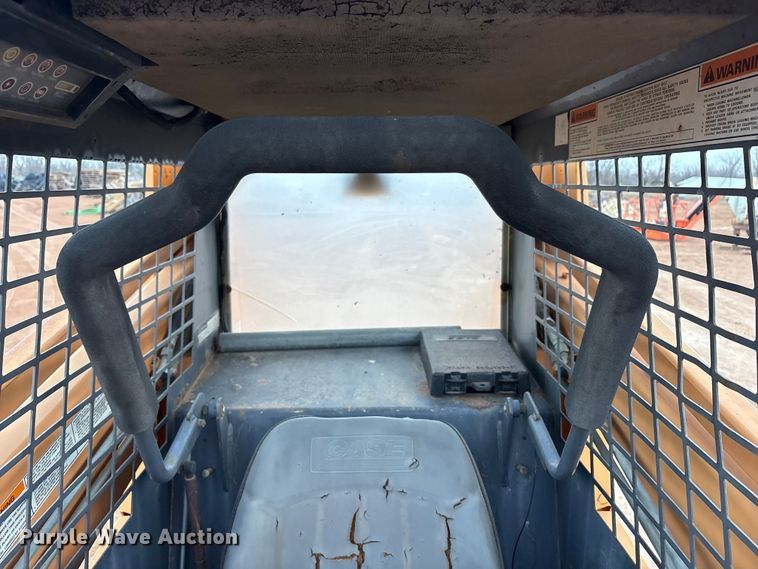 image for item FC2041 2000 Case 1845C skid steer loader