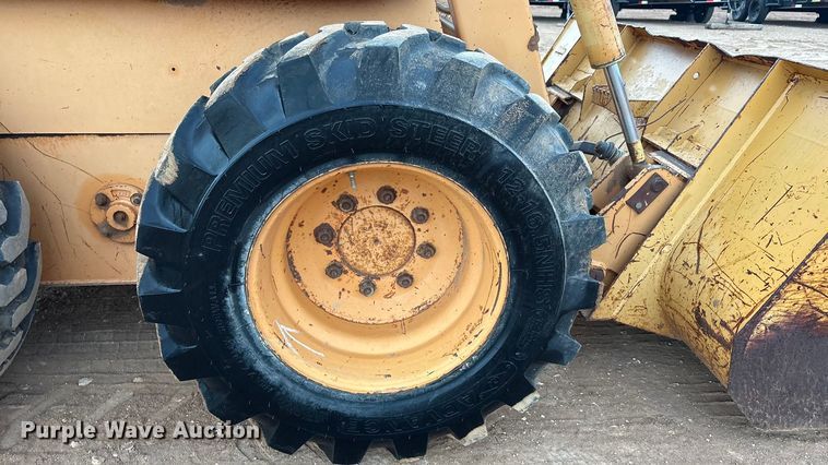 image for item FC2041 2000 Case 1845C skid steer loader