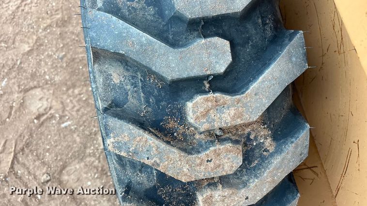 image for item FC2041 2000 Case 1845C skid steer loader