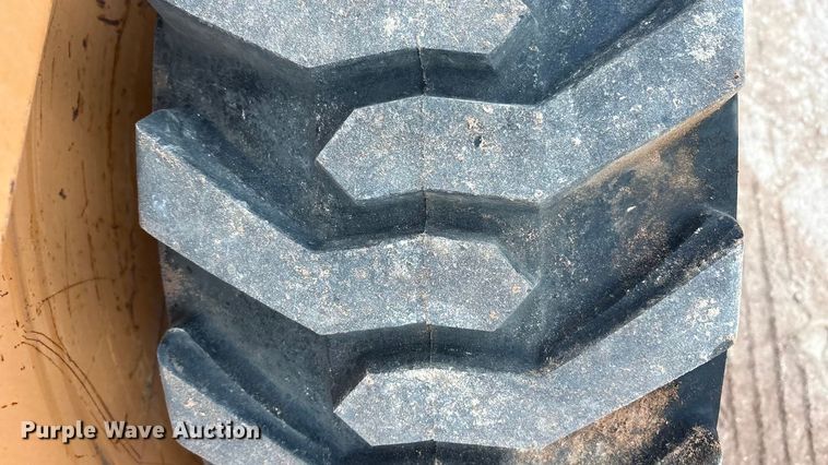 image for item FC2041 2000 Case 1845C skid steer loader