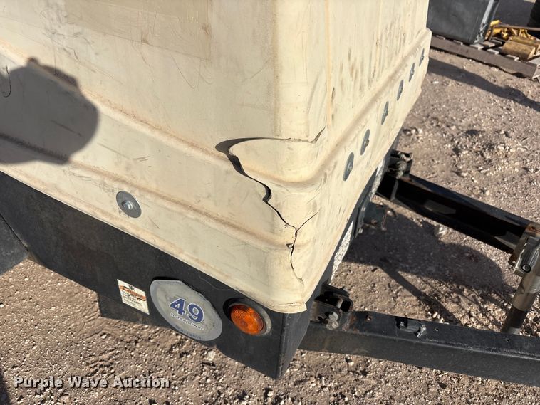 image for item FC2042 2013 Doosan C185 air compressor