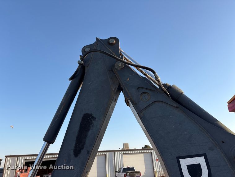 image for item FC2043 2012 John Deere 310SK backhoe