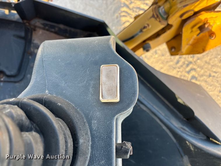 image for item FC2043 2012 John Deere 310SK backhoe