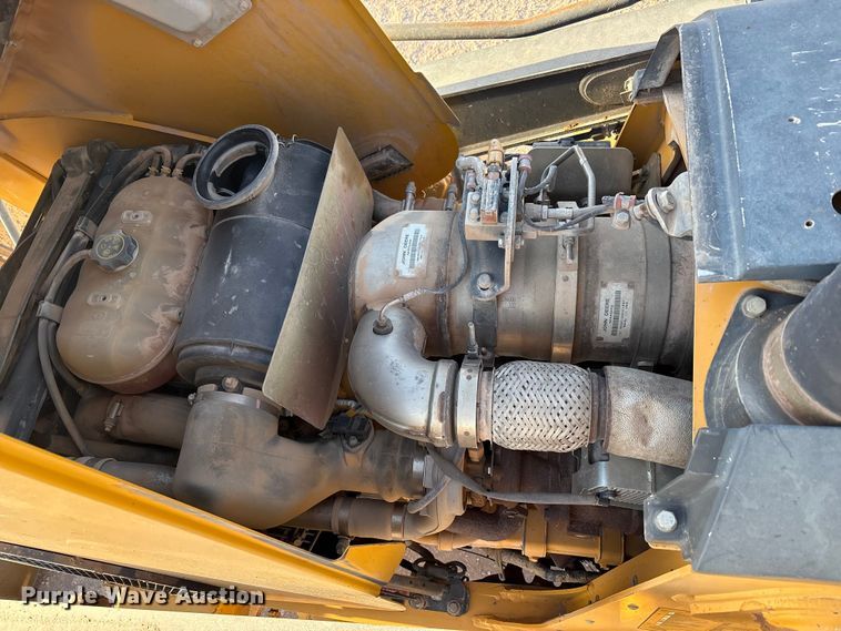 image for item FC2043 2012 John Deere 310SK backhoe