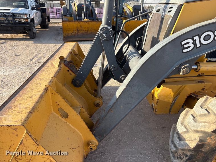 image for item FC2044 2013 John Deere 310SK backhoe