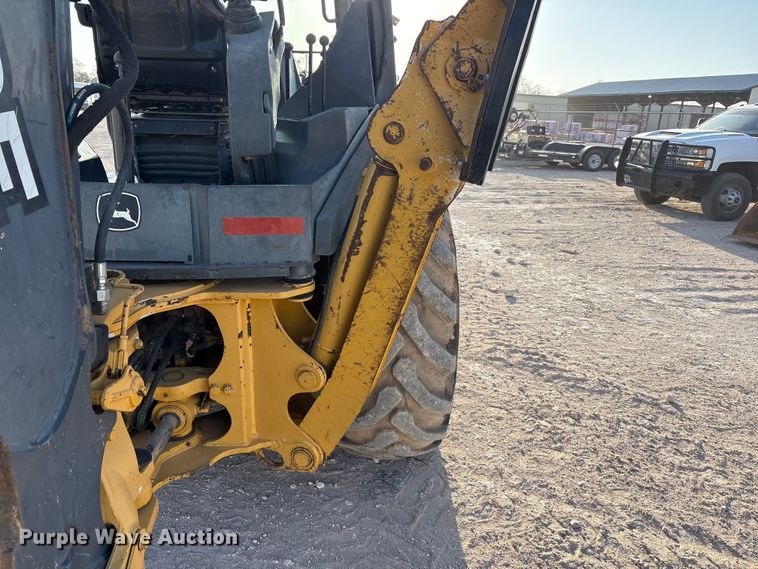 image for item FC2044 2013 John Deere 310SK backhoe