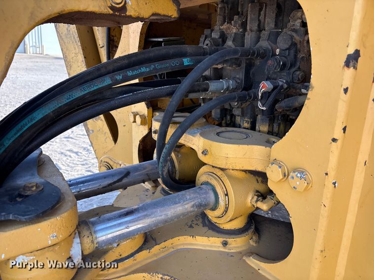 image for item FC2044 2013 John Deere 310SK backhoe