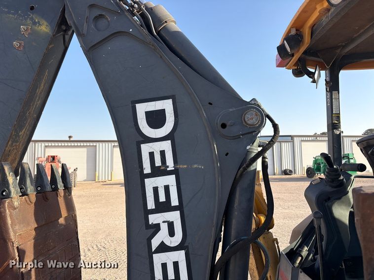 image for item FC2044 2013 John Deere 310SK backhoe