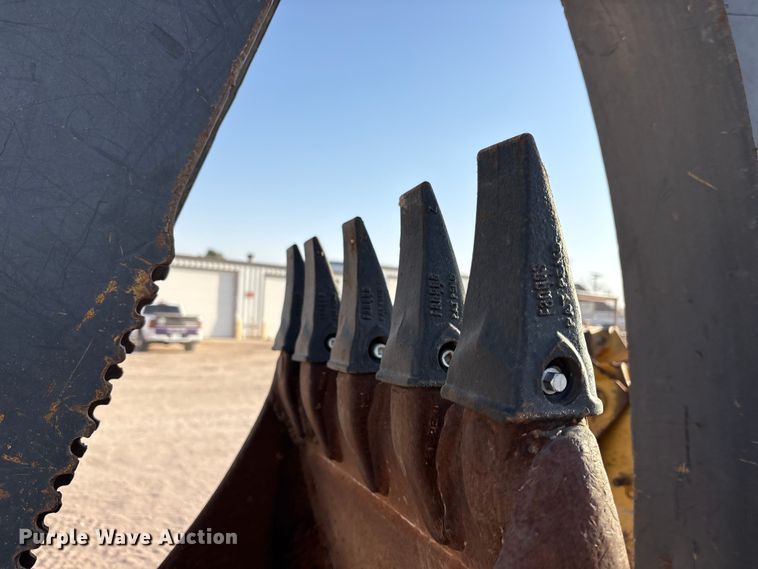 image for item FC2044 2013 John Deere 310SK backhoe