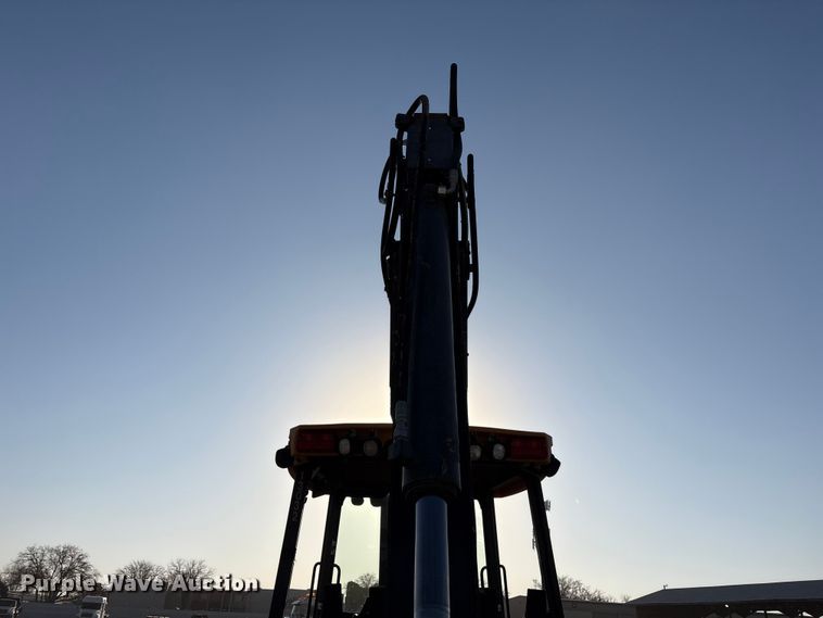 image for item FC2044 2013 John Deere 310SK backhoe