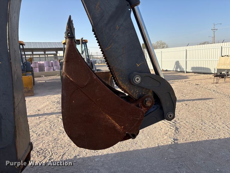 image for item FC2044 2013 John Deere 310SK backhoe